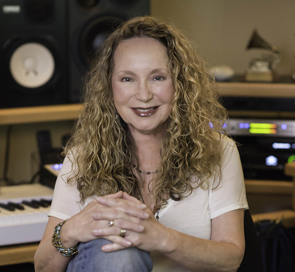 Dream A World Education Founder Bunny Hull to Be Inducted Into Women Songwriters Hall Of Fame
